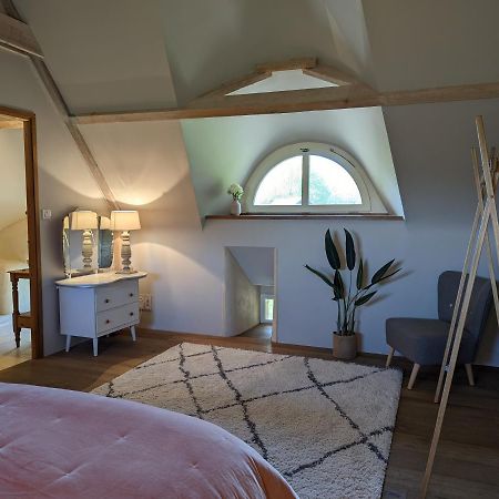 Maison Typique Bretonne Avec Toit De Chaume Camors ภายนอก รูปภาพ