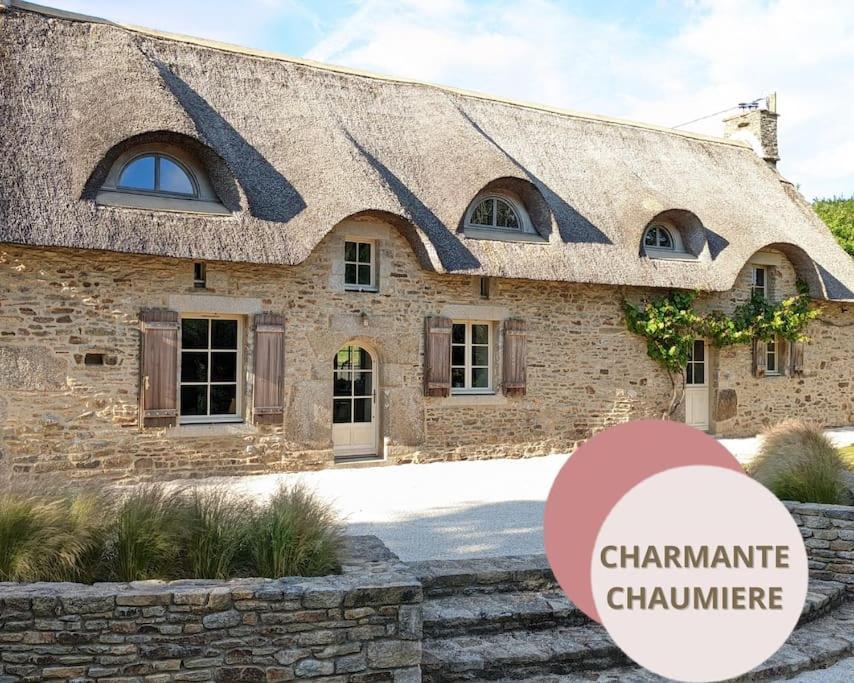Maison Typique Bretonne Avec Toit De Chaume Camors ภายนอก รูปภาพ